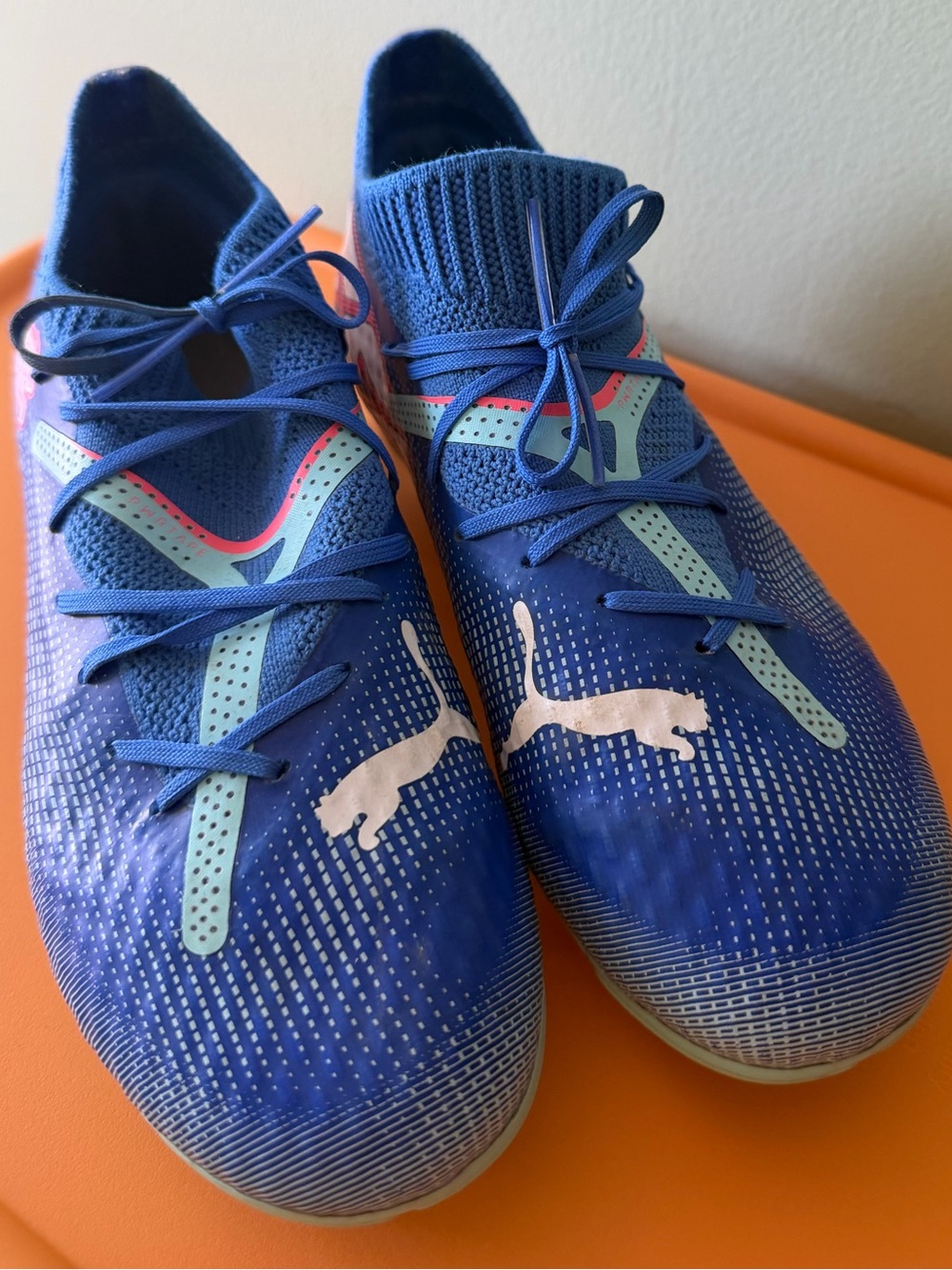 Kids Puma Future 7 Ultimate low Soccer Cleats - Picture 3 of 4